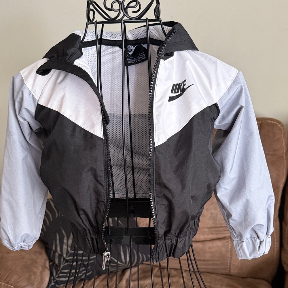 Nike Monochrome Hooded Jacket